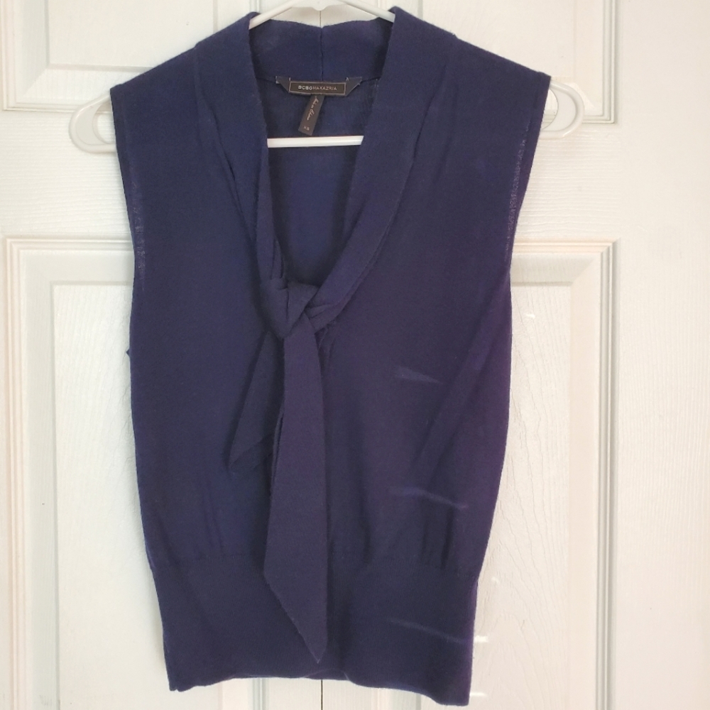 BCBGMaxAzria navy sleeveless sweater XS
